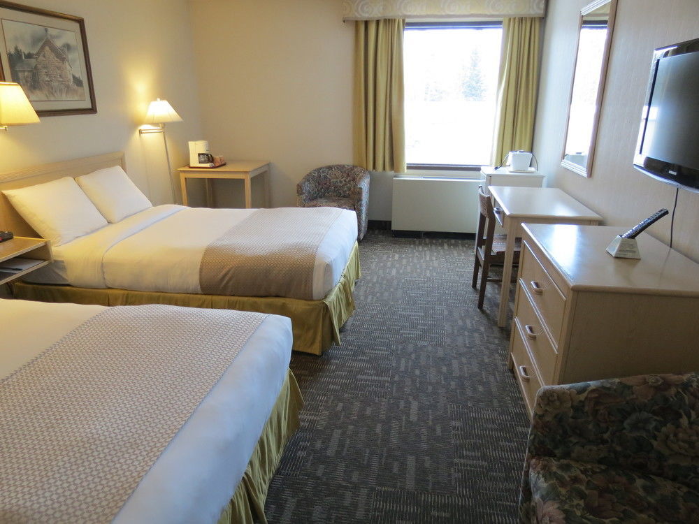 Crestwood Hotel Hinton Extérieur photo